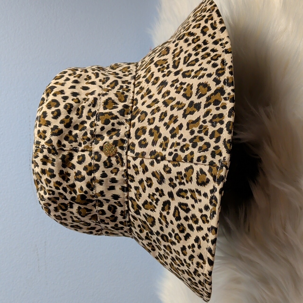 NWT Vince Camuto Leopard Print Bucket Hat